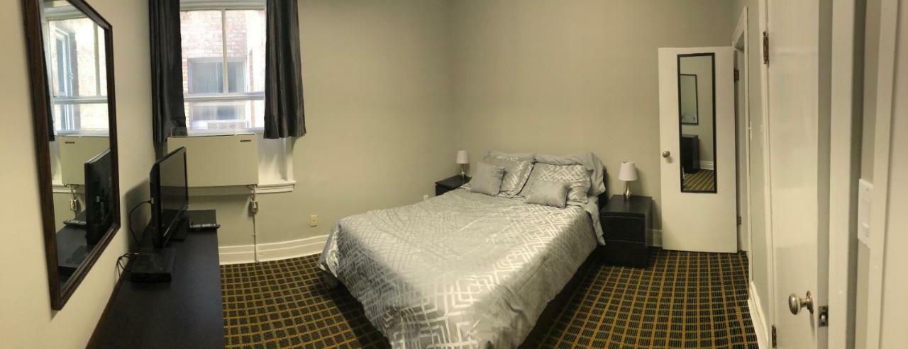 Royal Hotel Flin Flon Zewnętrze zdjęcie